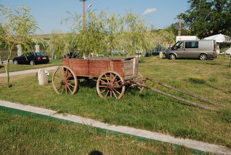 Pensiunea Poarta Oilor Gîrbova エクステリア 写真